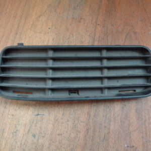 Gitter in Stange links Seat/VW 6K5853665A