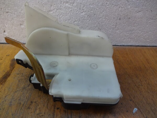 Türschloss Hinten rechts VW Polo/Seat Cordoba 6K4839016