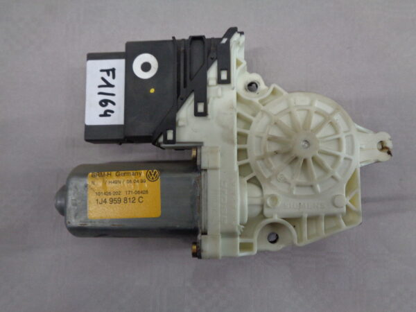 Fensterheber Golf4 re.hi. 1J4959812C