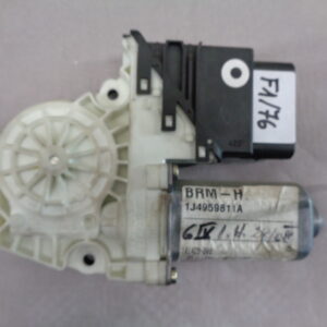 Fensterhebermotor Golf4 li.hi 1J4959811A