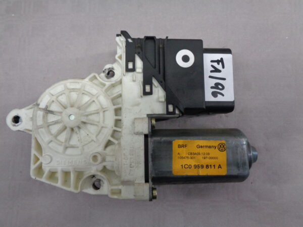Fensterhebermotor Golf4 li.hi. 1C0959811A