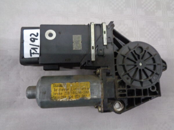 Fensterhebermotor Golf4 re.vo. 1J4959802A