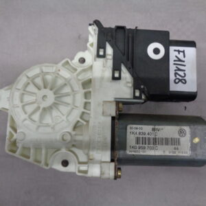 Fensterhebermotor hi.li. Golf5 1K0959703C