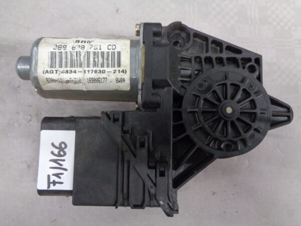 Fensterhebermotor Passat B5 3B hi.li. 3B9839751CD