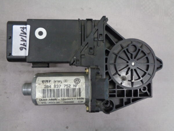 Fensterhebermotor Vw Passat B5 3B Rechts Vorne 3B4837752NF