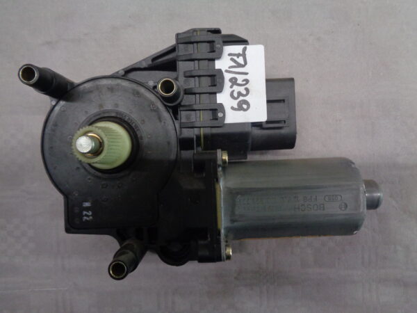Fensterhebermotor Audi A6 C5 Rechts Vorne 4B0959802E