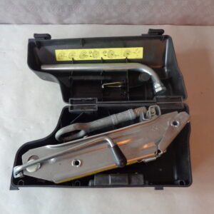 Wagenheber Satz Audi A3 8L, VW Golf 4  8L0011031A/4B9012113A