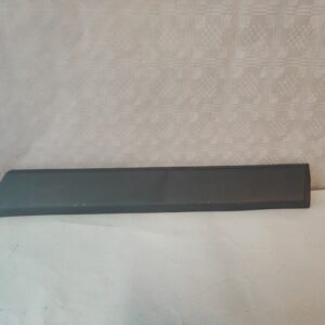 Zierleiste Golf2 links hinten 191853535F