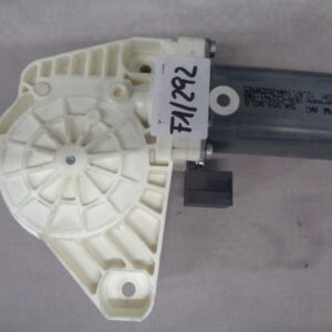 Fensterhebermotor rechts vorne VW Passat B8 Variant 5Q4959802B