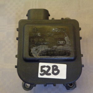 Audi A4/B5/A6/4B/VW Passat/3B Stellmotor Klimaanlage 8D1820511B