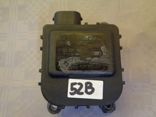 Audi A4/B5/A6/4B/VW Passat/3B Stellmotor Klimaanlage 8D1820511B