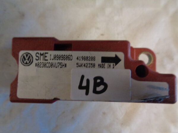 Crashsensor 1J0909606D