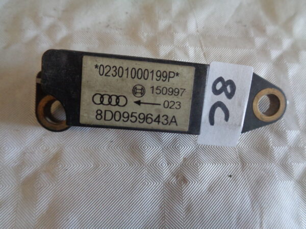 Audi A4/B5 Crashsensor 8D0959643A