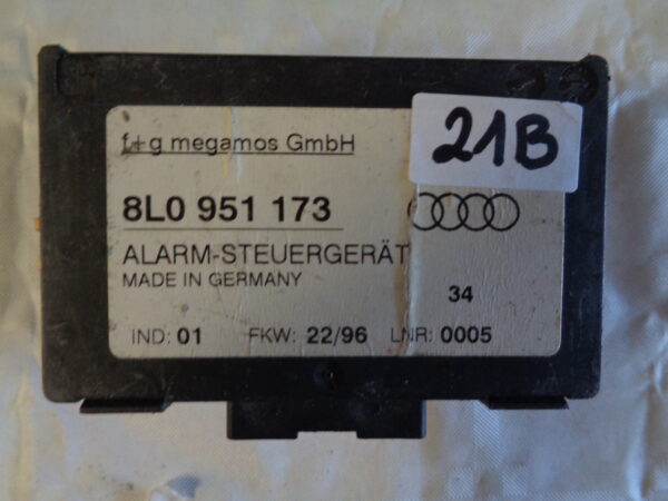 Audi/VW A3/A6/A8 Alarm-Steuergerät 8L0951173