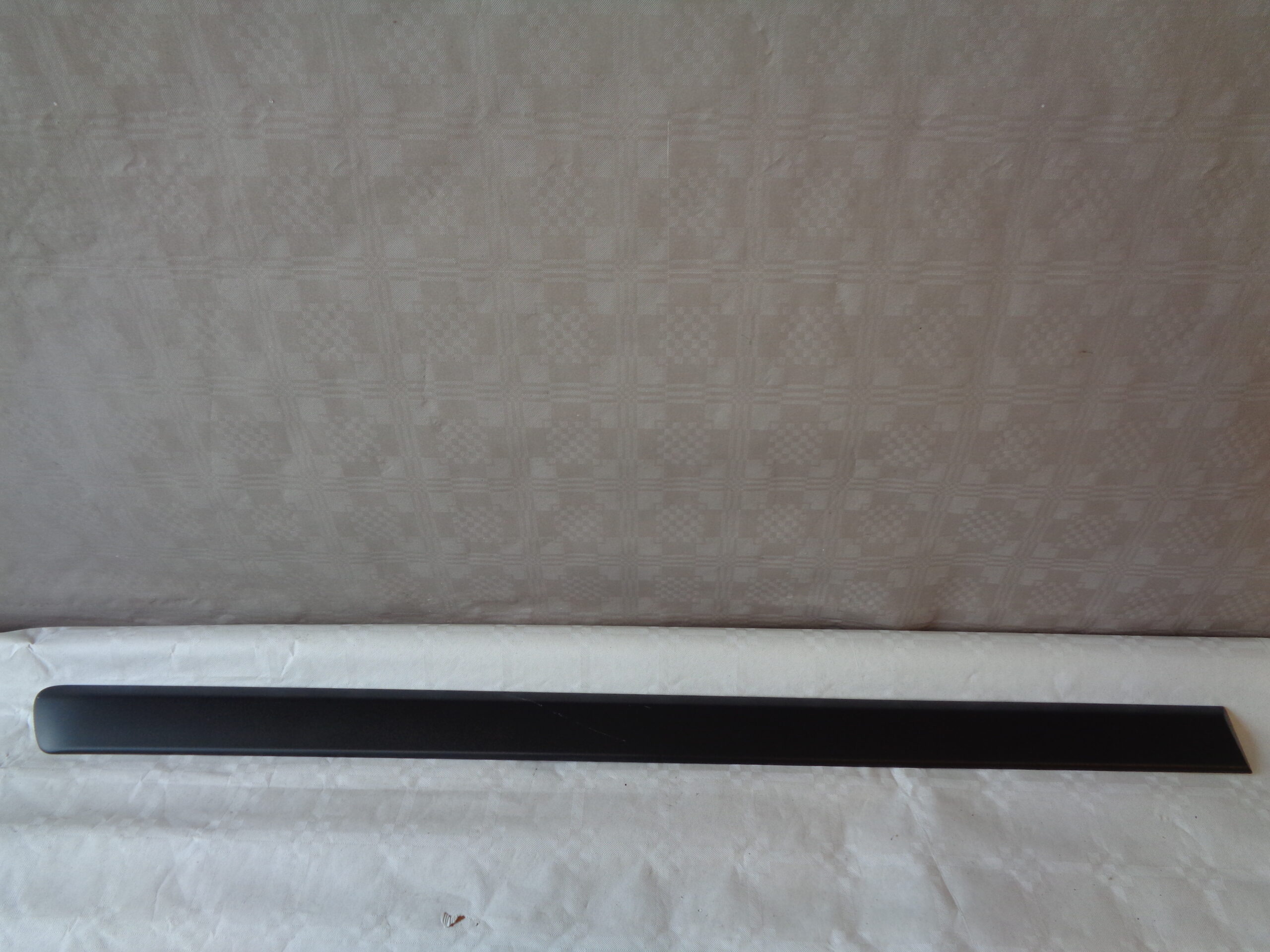 Neu Original VW Türleiste/Schutzleiste Audi A4 8E ,Seat Exeo (3R) rechts hinten 8E0853964 GRU grundiert