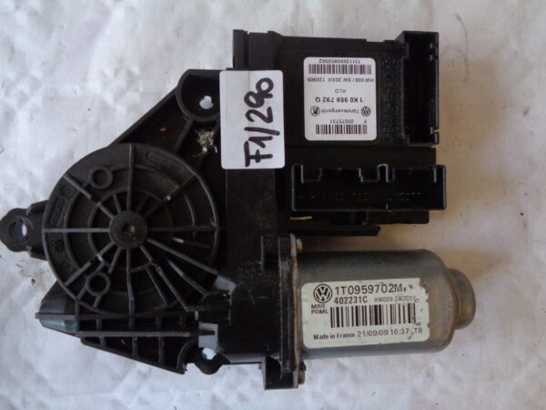 Fensterhebermotor vorne rechts für VW TOURAN (1T1, 1T2) 1T0959702M 1K0959792Q