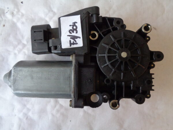 Fensterhebermotor Tür vorne rechts - AUDI A4 (8D2, B5) 8D0959802B