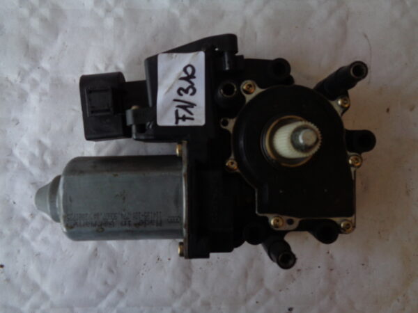 Audi A4 B5 Fensterhebermotor Vorne Links 8D0959801D