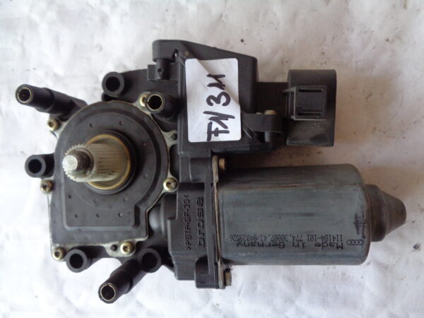 Audi A4 B5 Fensterhebermotor Vorne Rechts 8D0959802D Bosch 114184-101 774.30007.43