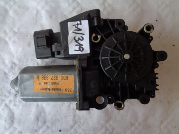 Fensterhebermotor Tür vorne rechts - AUDI A4 (8D2, B5) 8D0837398B / 8D0959802B