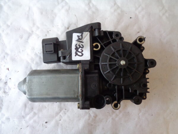 Fensterhebermotor Audi A4 B5 Rechts Vorne 8D0959802