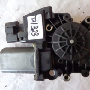 Audi A4 B5 Fensterhebermotor Vorne Rechts 8D0959802D
