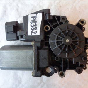 Audi A4 B5 Fensterhebermotor Vorne Rechts 8D0959802D