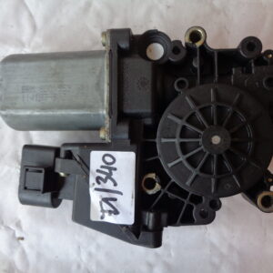 Audi A4 B5 Fensterhebermotor Vorne Links 8D0959801D