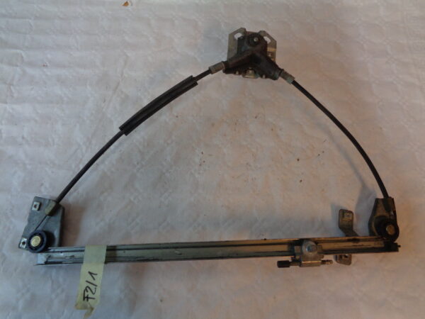 Audi 100/200 Typ 44/V8 man. Fensterheber Vorne Rechts 443837400C