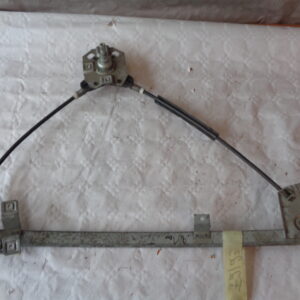Audi 100/200 Typ 44/V8 man. Fensterheber Vorne Rechts 443837400C