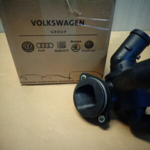Original Neu VW Audi Seat Skoda Kühlmittelreglergehäuse Thermostat Gehäuse 03L121111AL